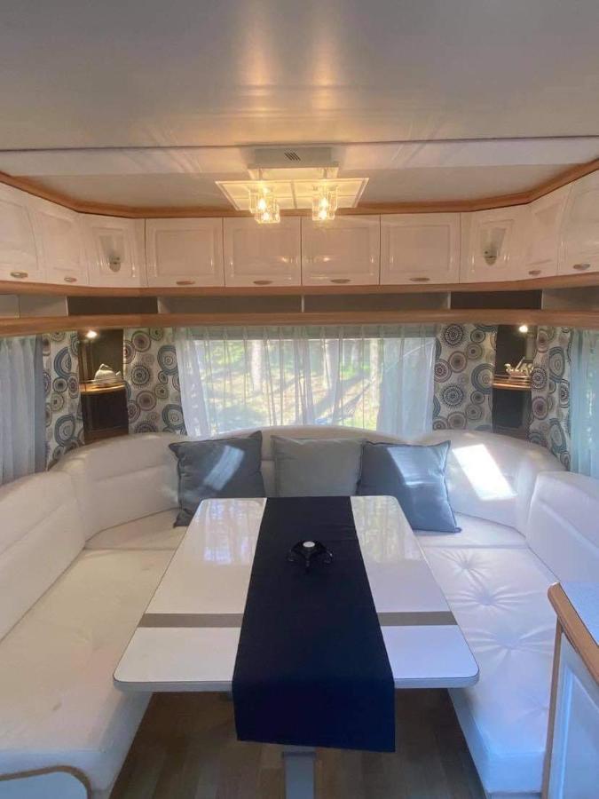 Przyczepa Abordaz Na Campingu Kormoran Hotell Hel Eksteriør bilde